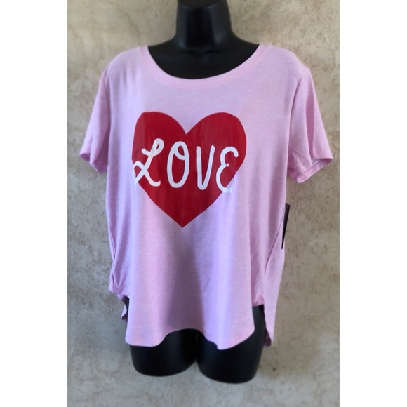 Derik Heart Short Sleeve Tee with Red Heart #2791 - Picture 1 of 4